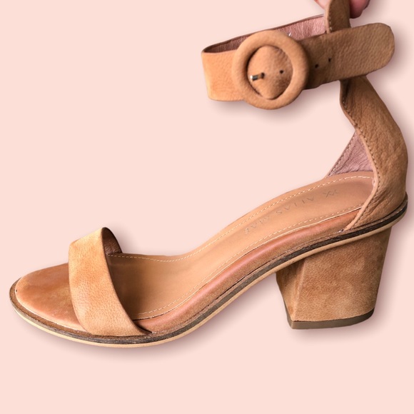 Alias Mae Tan Leather Block Heel Open Toe Heels 7 - Picture 1 of 16